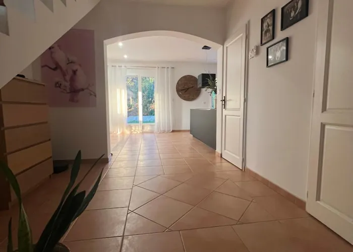 Entre Et Golf Villa
